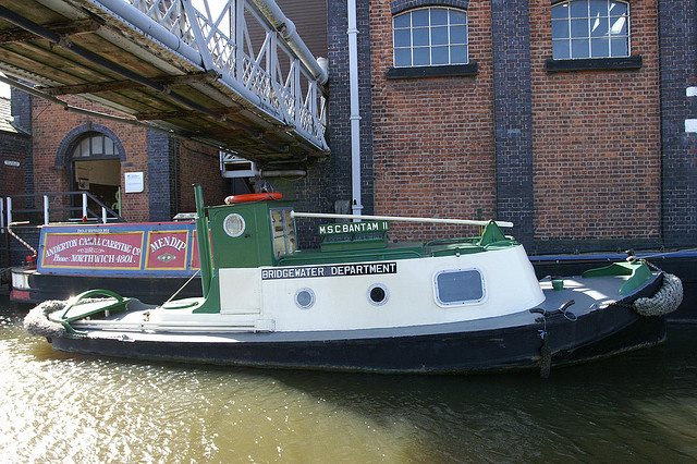 “A Christmas Canal”