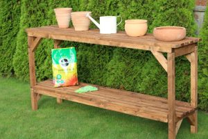 folding-greenhouse-staging
