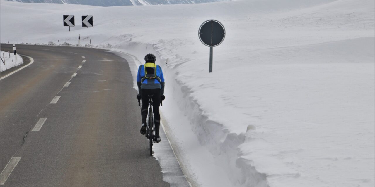 How To Keep Safe Cycling In Winter
